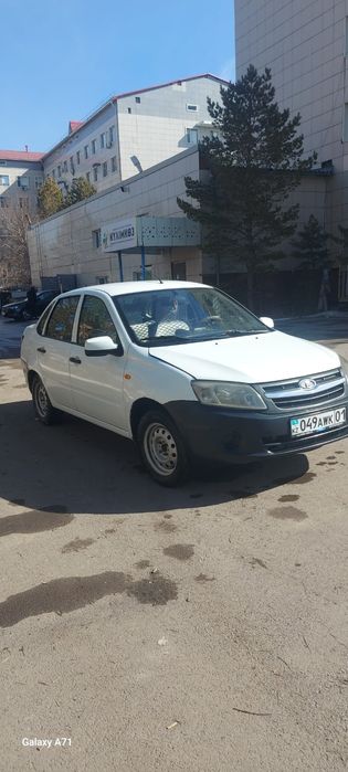 Продам ВАЗ Lada Granta 2190