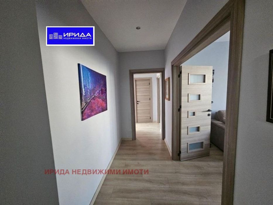 Продава се Тристаен апартамент в София, Свобода - 88 кв.м за 1989 €/кв.м - Снимка #3