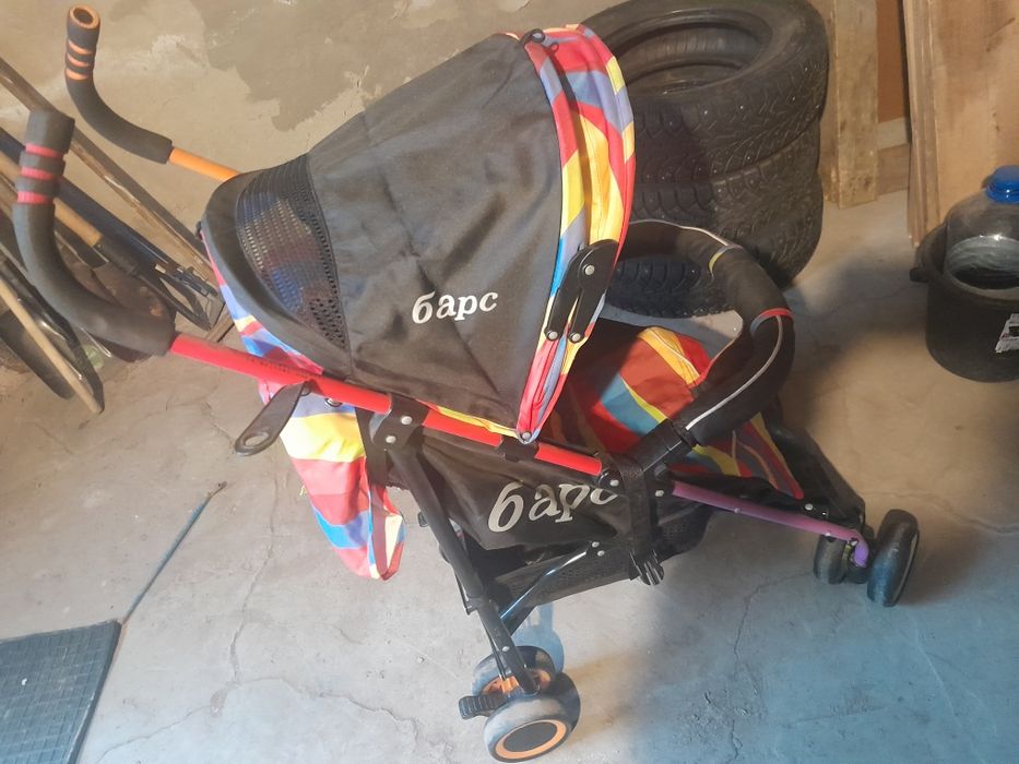 Продам детскую коляску прогулочную