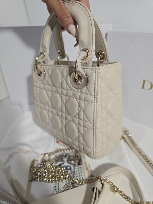 Налична чанта Mini Lady Dior 17