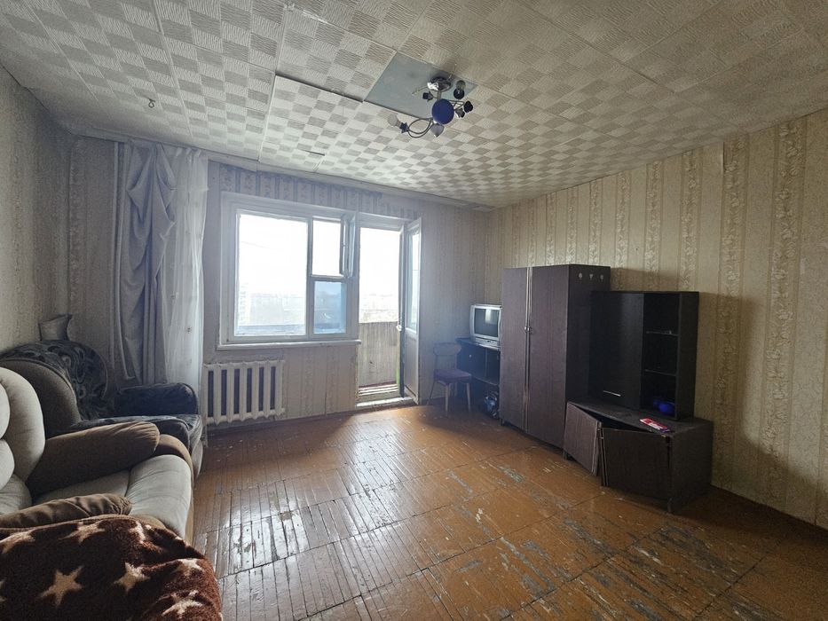 Продаю однокомнатную квартиру на Сатыбалдина (8/10)