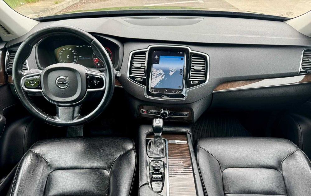 Volvo XC90 T6 / AWD 4x4 / 157.816 KM / Plafon panoramic / Camere 360