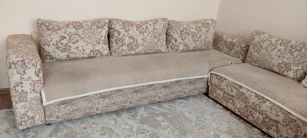 Продам диван  290 на 85