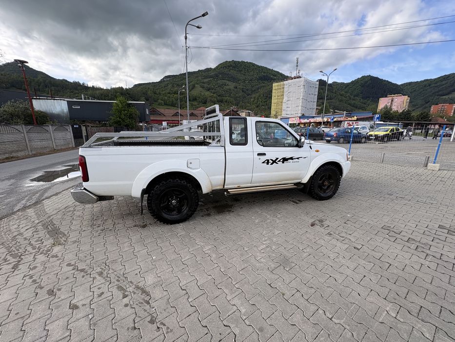 Nissan Navara Bena Lunga