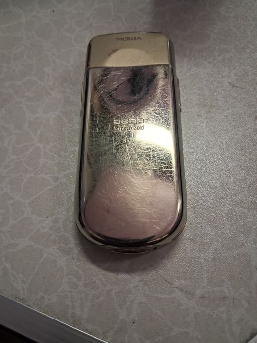 Nokia 8800sirocco gold