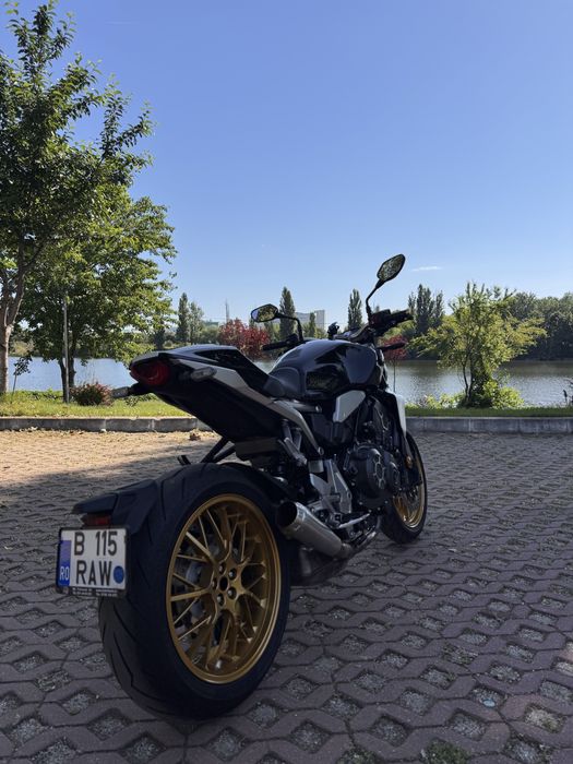 Honda CB1000R 03.2023 5500 km in garantie pana in 2027