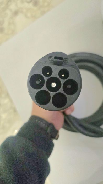 Зарядка для Електромобил. ( 7КВ 220В-32А) Дастафка бесплатно