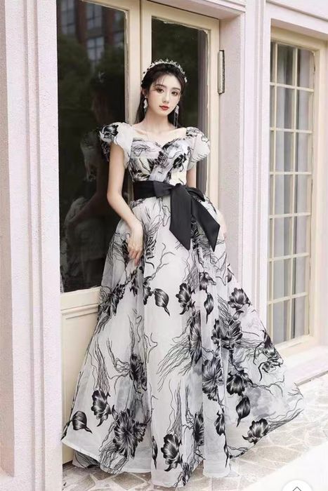 Вечернее платье в отличном состоянии