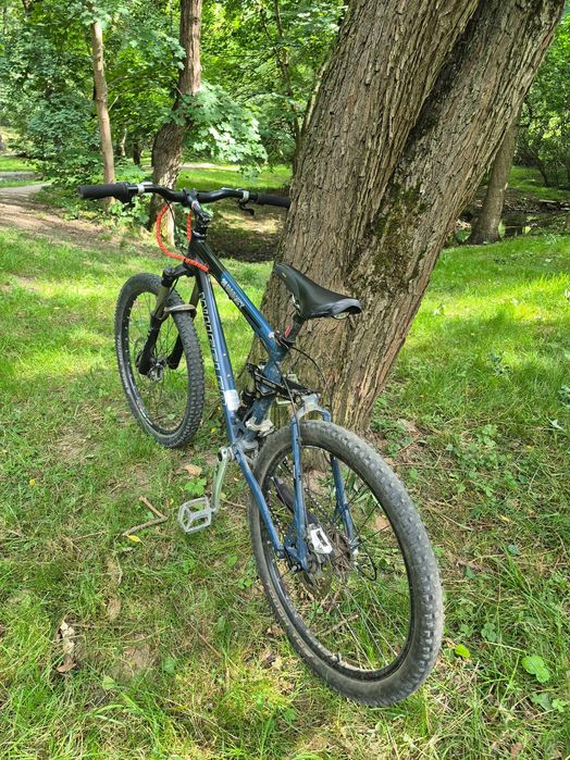 Bicicleta full suspension