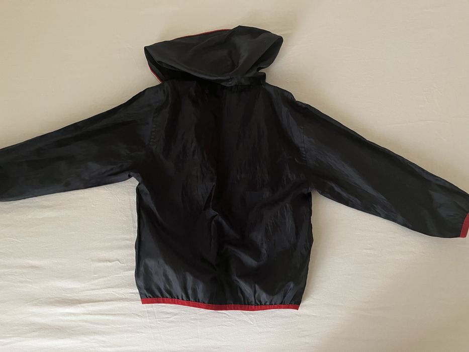 преходно детско яке 3-4г  / 2 бр якета за 8 евро