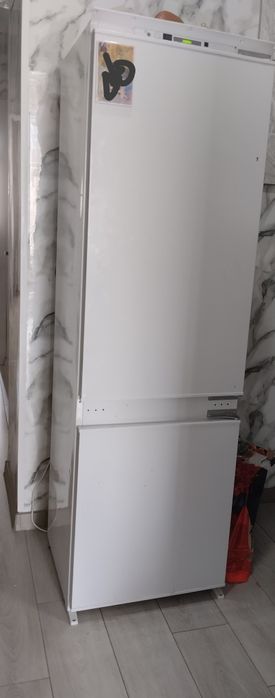 Холодильник в хорошем состоянии