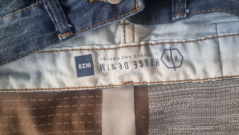 Къси мъжки панталони