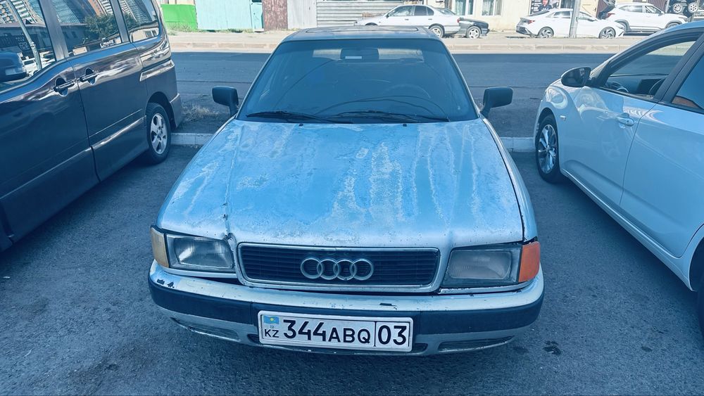 Ауди б4 на ходу 1992года