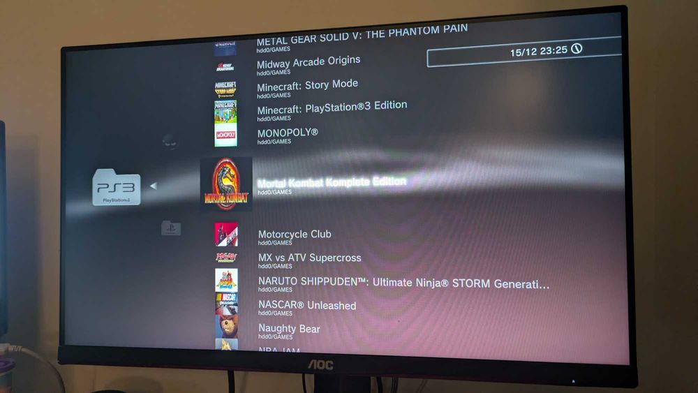 PS3 Super Slim + 136 игри / Playstation 3 1TB