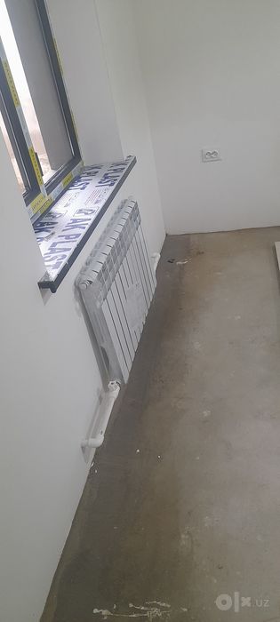 Arndaga yangi qurlgan xonalar bor homom tevlet oshxona hamasi ichida
