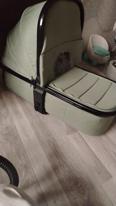 Продам люльку для малышей