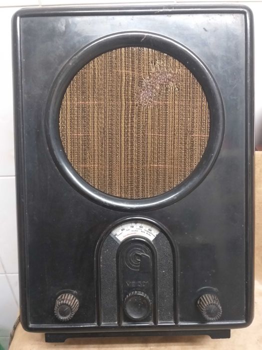 Aparat de radio vechi, din timpul razboiului