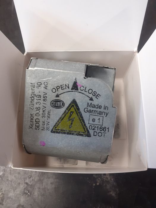 Запалка за ксенон 5DD008319-50