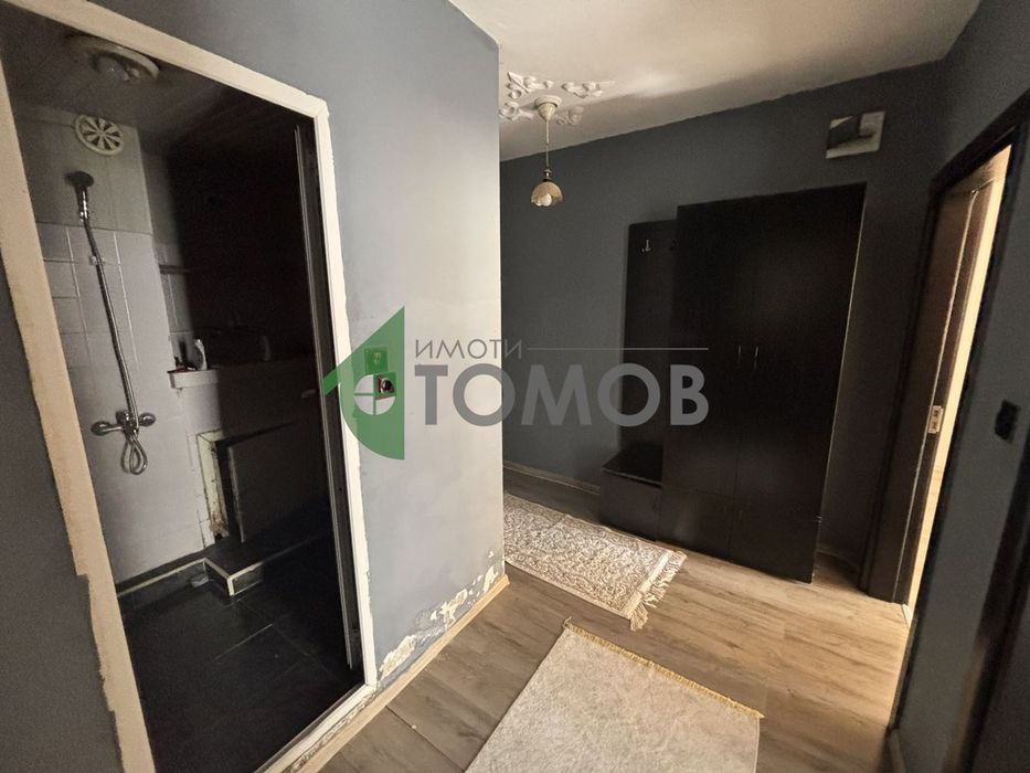 Обзаведен двустаен апартамент в кв. Три Чучура-север