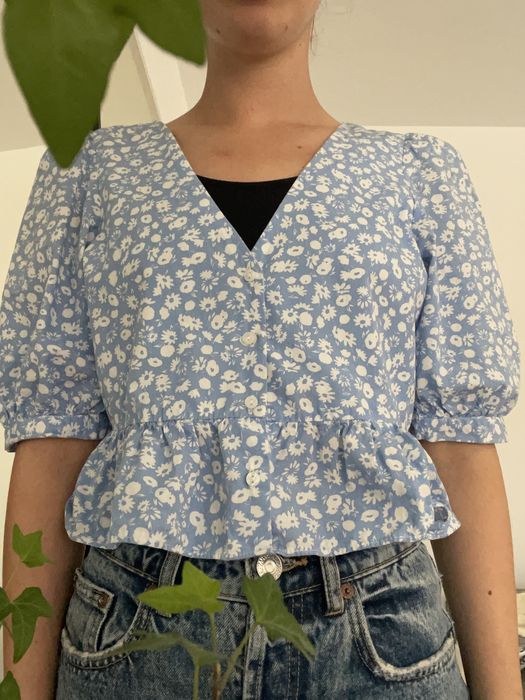 Camasa Zara marime M pret initial 150 lei TRANSPORT GRATUIT