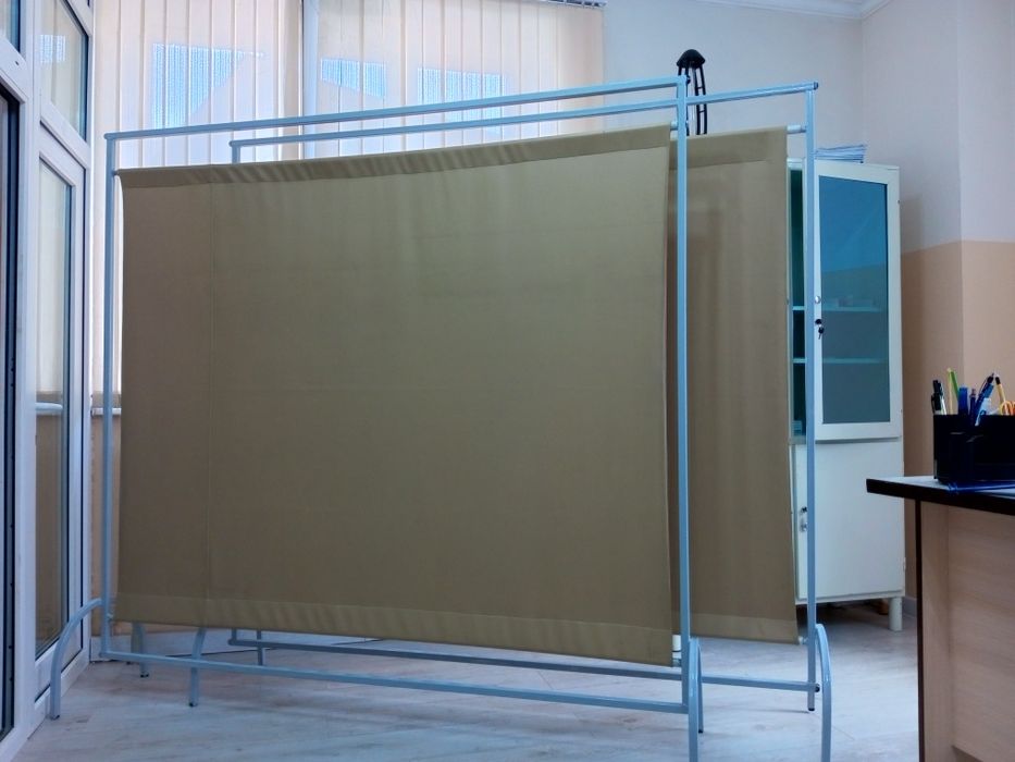 Ширма медицинская