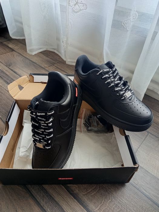 Nike Air Force 1 x Supreme Black - Mărimea 38 - Nou în Cutie