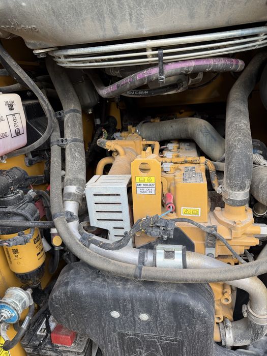 Miniincarcator CAT 262 din 2023 cu 600 ore