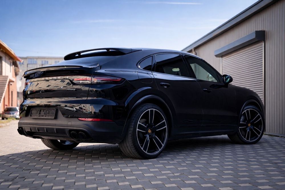 PORSCHE Cayenne Coupe 2021 — imagine 3