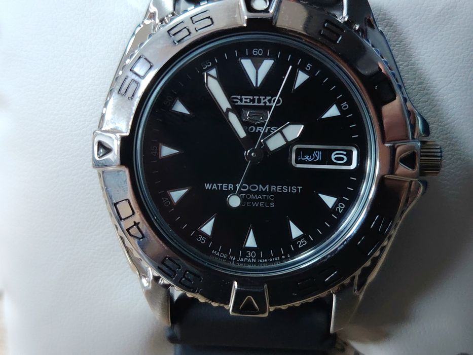 Часы Seiko 5 Sports SNZB33J2 Оригинал 100%