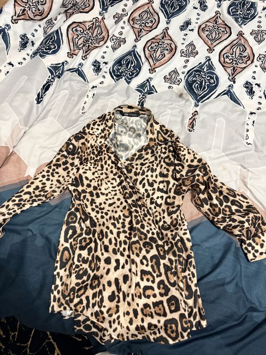 Zara риза сатенена