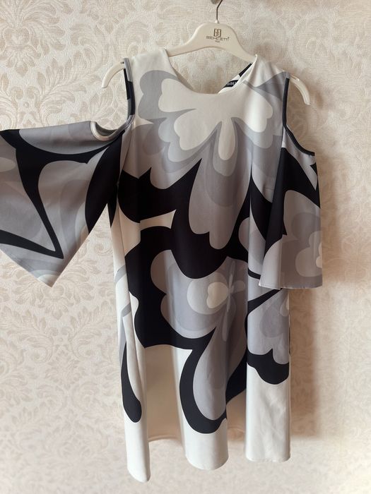 Продам платье