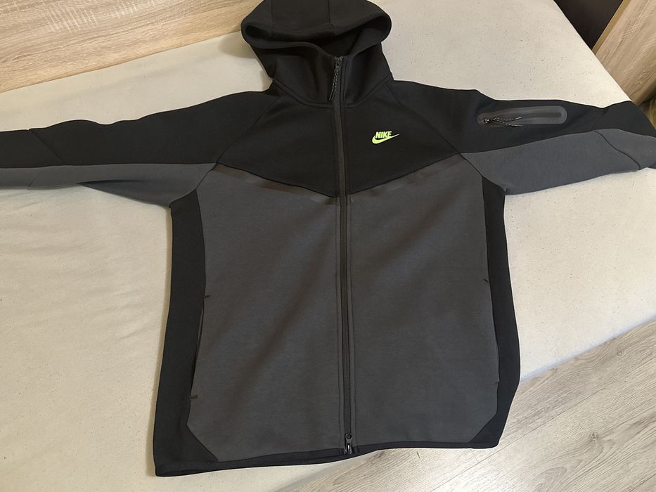 Оригинален Nike Tech