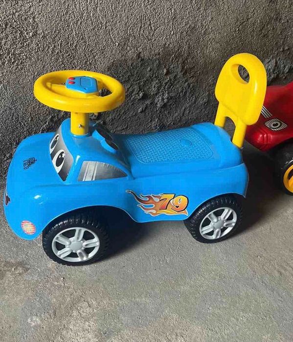 Детска кола за яздене