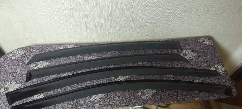 Продам дефлекторы Кия рио 3