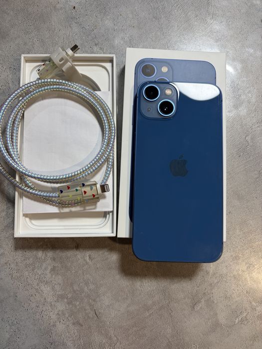 Продам iphone 13