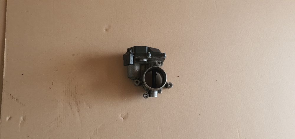 Clapeta acceleratie 2.0 tdi CAG CAGA CAHA CBB CBAB CFF 03L 128 063 E