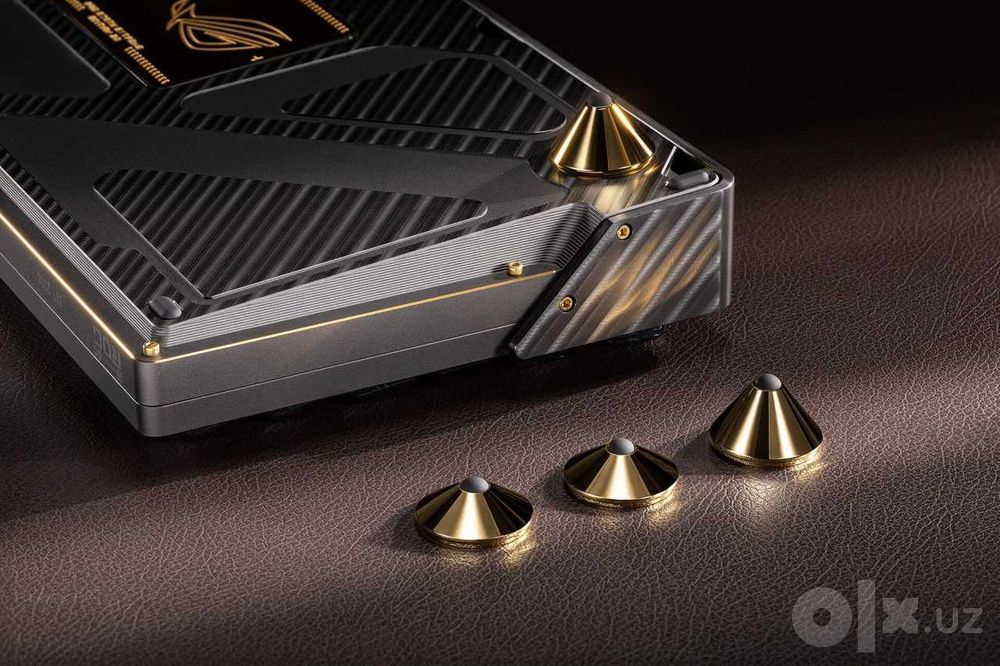 ROG Azoth Extreme Edition 20