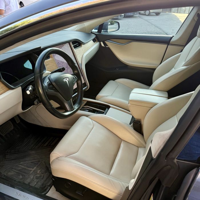 Tesla Model S 100D Amerika Zapas xod 632 km