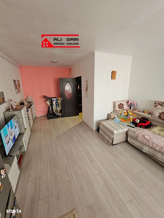 Str Jupiter - Etaj 3 din 7 -Loc de parcare exterior -50 mp+9 mp balcon