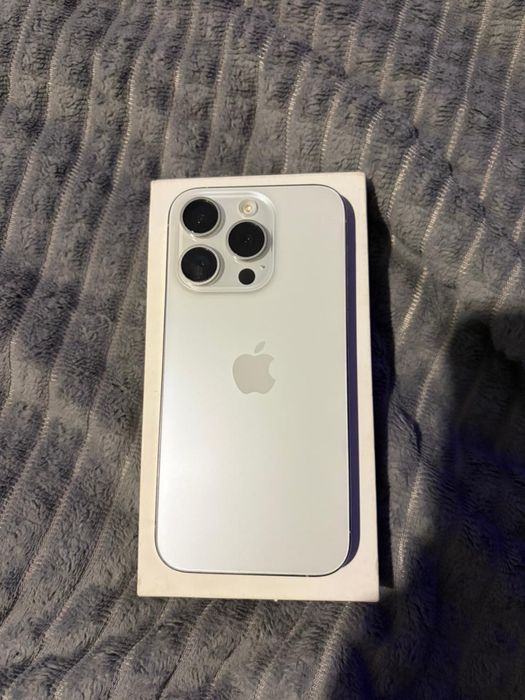 Продам Apple iPhone 15 pro
