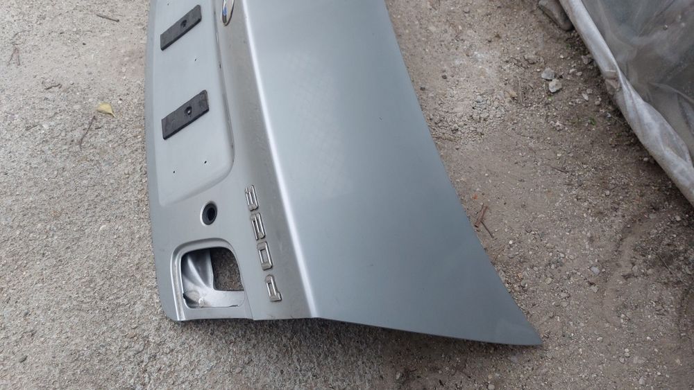 Капак за багажник бмв e46