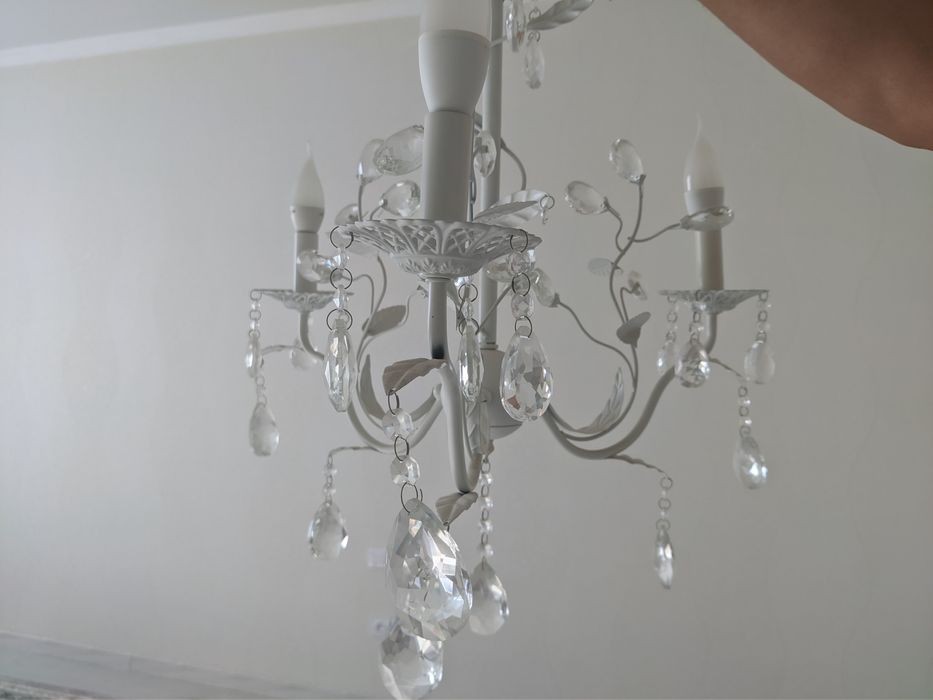 Продам люстры по низкой цене