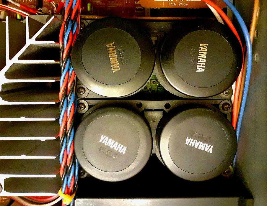 Amplificator YAMAHA A-1000+player CDX-700+tuner TX-400 made in Japan