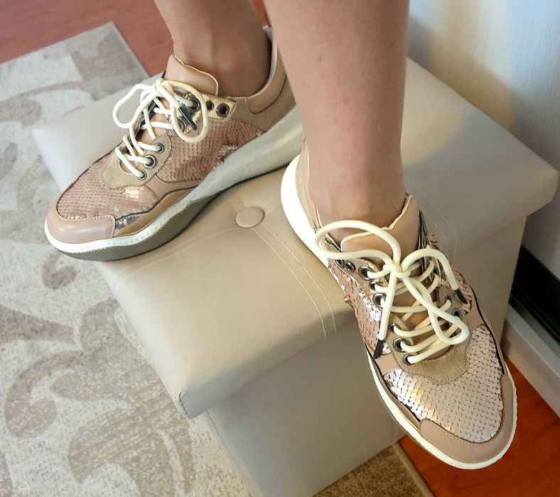 Adidas OTTER model deosebit cu paiete reversibile