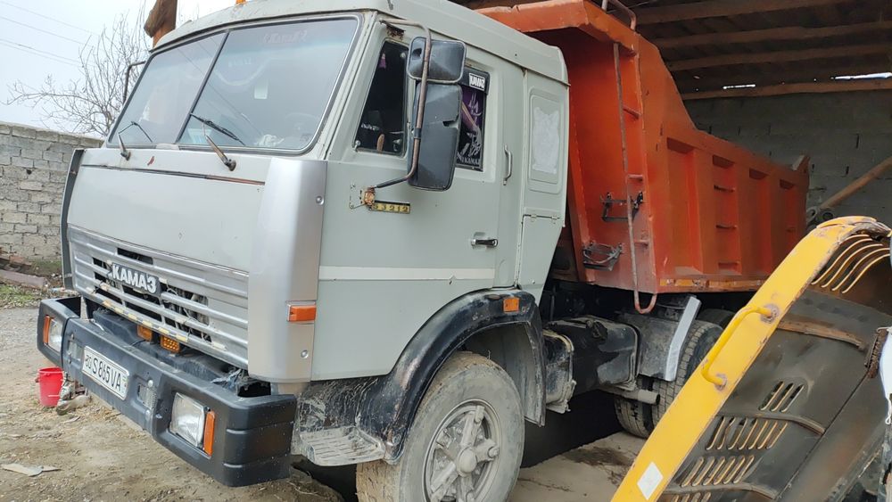 Kamaz samasval sotiladi holati yaxshi barter bor yengil mashinalarga