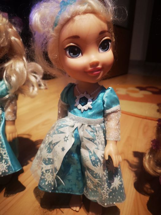 Păpușă Elsa Canta