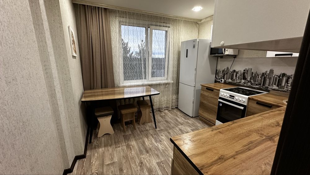 Продам 3х ком.кв. Школьная 58