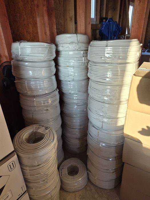 Cablu litat de 3 dimensiuni 3×2,5 300 lei 2×2,5 250 lei sau 3×1,5 220 lei