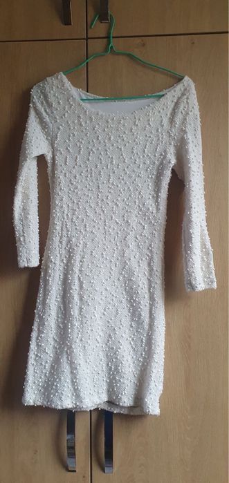 Елегантни рокли-букле, пайети