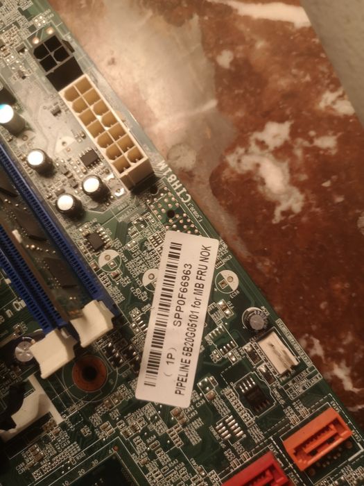 Kit PC cu  H81, Intel i5 4570, cooler ,4GB RAM doar 60 lei